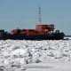 В Керченском проливе льдина пробила корпус судна