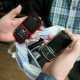 Двух школьников в Ялте поймали за кражи мобильных телефонов