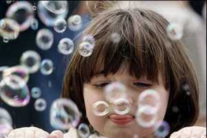В Столице Крыма для детей устроят дискотеку в мыльных пузырях