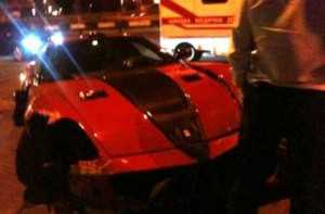 В центре Киева Ferrari за полмиллиона долларов разлетелась на части
