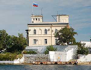 Коммерсанты предложили снести госпиталь Черноморского флота в Севастополе и построить яхт-клуб