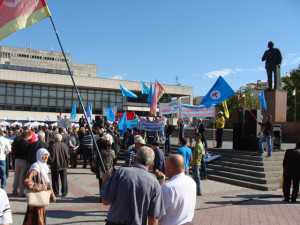 В Столице Крыма провели митинг оппозиция меджлиса