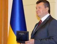 Президент дал ордена девяти представителям Крыма