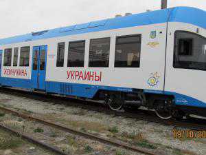 В Крыму растаможили первый полуавтобус-полупоезд