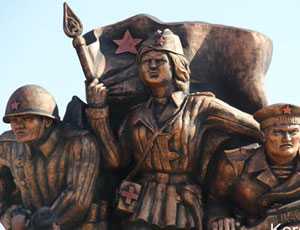 Пятиметровый скандальный памятник керченскому десанту горсовет посчитал «малой архитектурной формой»