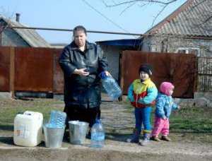 В поселке Мекензиевы горы люди остались без воды из-за долгов «Водоканала» за электроэнергию