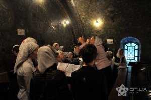 В Ялте в День Святого Николая детям доверили провести литургию