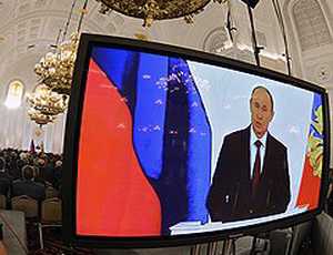 Въезд в Россию по загранпаспортам для украинцев – давление на Януковича накануне выборов, – политолог