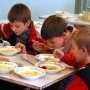 В Симферопольском районе на питание школьников потратили лишний миллион