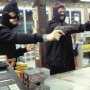 В Алуште поймали двух грабителей магазина