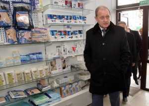 Вслед за обеспокоенными симферопольцами в местные аптеки наведался Могилёв