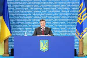 Завтра Первый национальный будет “крутить” Януковича восемь часов