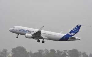 Аварийная посадка самолета из-за отказа двигателя в аэропорту Симферополя