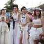 Курортный сезон в Ялте начался с парада невест
