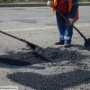 В Столице Крыма начали ремонтировать дороги