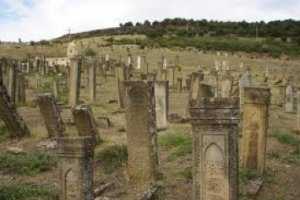 В Крыму на мусульманском кладбище строят дайвинг-центр