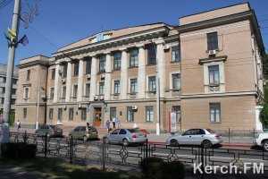 Во дворе Керченского суда нашли гранату