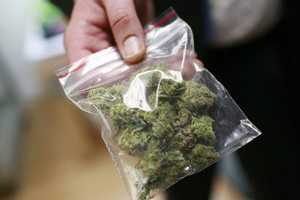 Крымчанину грозит три года тюрьмы за пакетик марихуаны