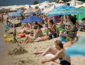Минкурортов Крыма подготовило прогноз оплаты входа на пляжи полуострова: на половине осадки в 50 гривен