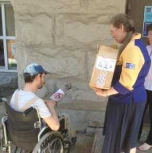 «Укрпочта» открыла в Саках окно для обслуживания инвалидов