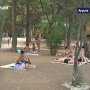 Отдыхающие крымского южнобережья по своему решают задачу загруженности пляжей