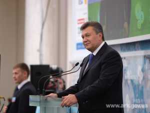 Президент Украины ставит во главу угла дипломатии национальные интересы страны