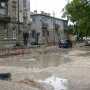 На Соборной площади в Евпатории кладут «плитку-невидимку» и такой же асфальт