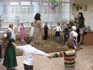 Бороться с нехваткой мест в детских садах — настроены крымские власти
