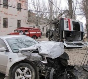 Жителей Крыма призвали подписаться под требованием наказания виновного в смерти медиков в Феодосии