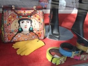 В Крыму продают платья и сумки с ликами святых