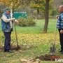 Жители Героевки высадили аллею памяти героям Эльтигена