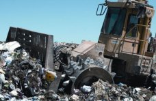 Возле аэропорта Симферополя уберут свалки мусора