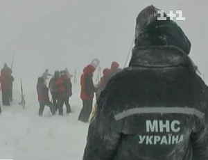 В крымских горах спасли троих туристов