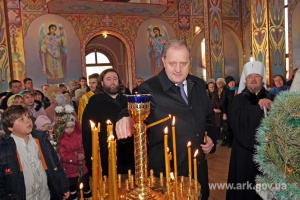 Крымский премьер сходил в церковь