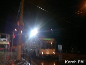 Из-за непогоды в Керчи остановились троллейбусы