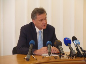 Мэр Симферополя Агеев гордится, что горожане не голодают из-за непогоды