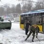 В Крыму военные вызвались помочь в борьбе с непогодой