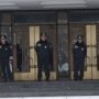 В административных зданиях Симферополя усиливать охрану не будут, – городской голова