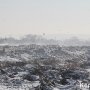 В Керчи, несмотря на снег и мороз, горит городская свалка