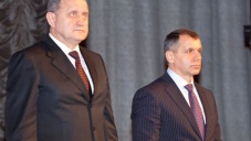 Совмин обвинил спикера парламента Крыма в попытке перераспределить власть