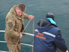 В море у берегов Ялты обнаружили тело неизвестного мужчины