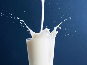 Медики переплатили миллионы за молоко и топливо в Крыму