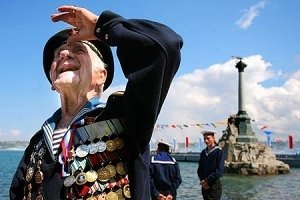 Севастопольские ветераны отправляются на лечение в Москву