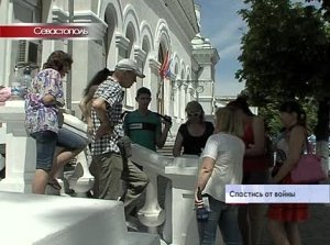 Жители Новороссии продолжают покидать свои дома
