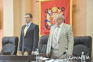 Зарплата нового мэра Керчи Романа Романова – 27 тыс. рублей