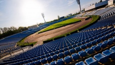 Главные стадионы Крыма откроют для свободного доступа