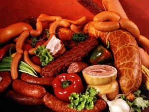 Украинские супермаркеты не желают крымскую колбасу