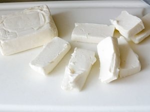 Более тонны плавленого сыра не пустили в Крым
