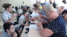По Крыму открыли двенадцать пунктов выдачи полисов медицинского страхования