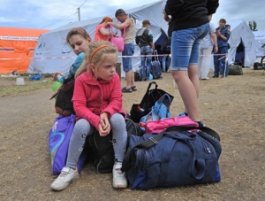 В Симферопольском районе организовали выездной праздник для детей беженцев